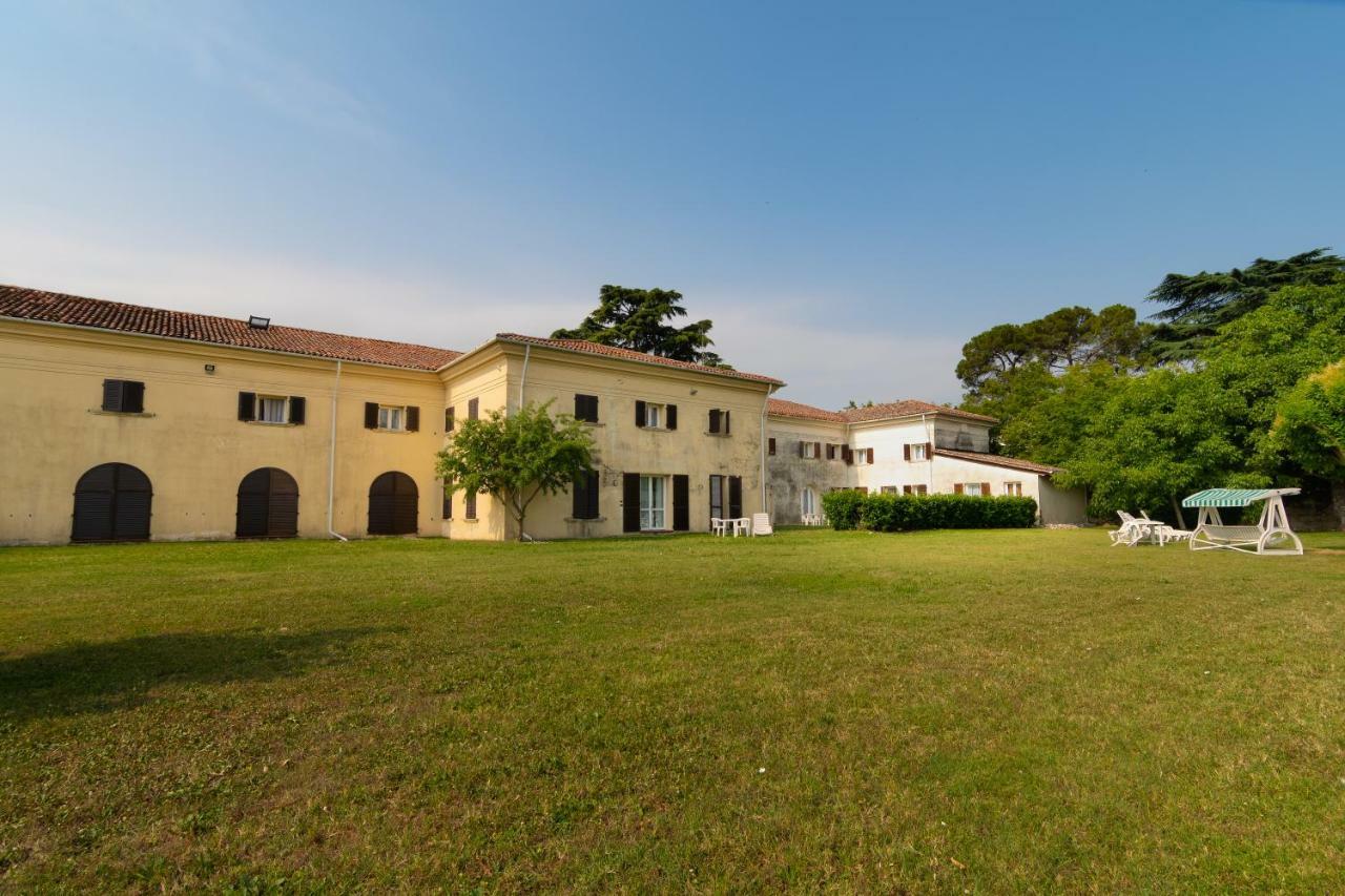 Residence Le Barchesse Casavagra Exterior foto
